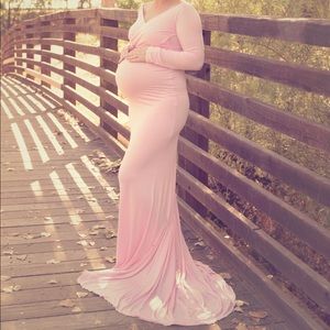 Pink maternity photo shoot dress. Only wore once.